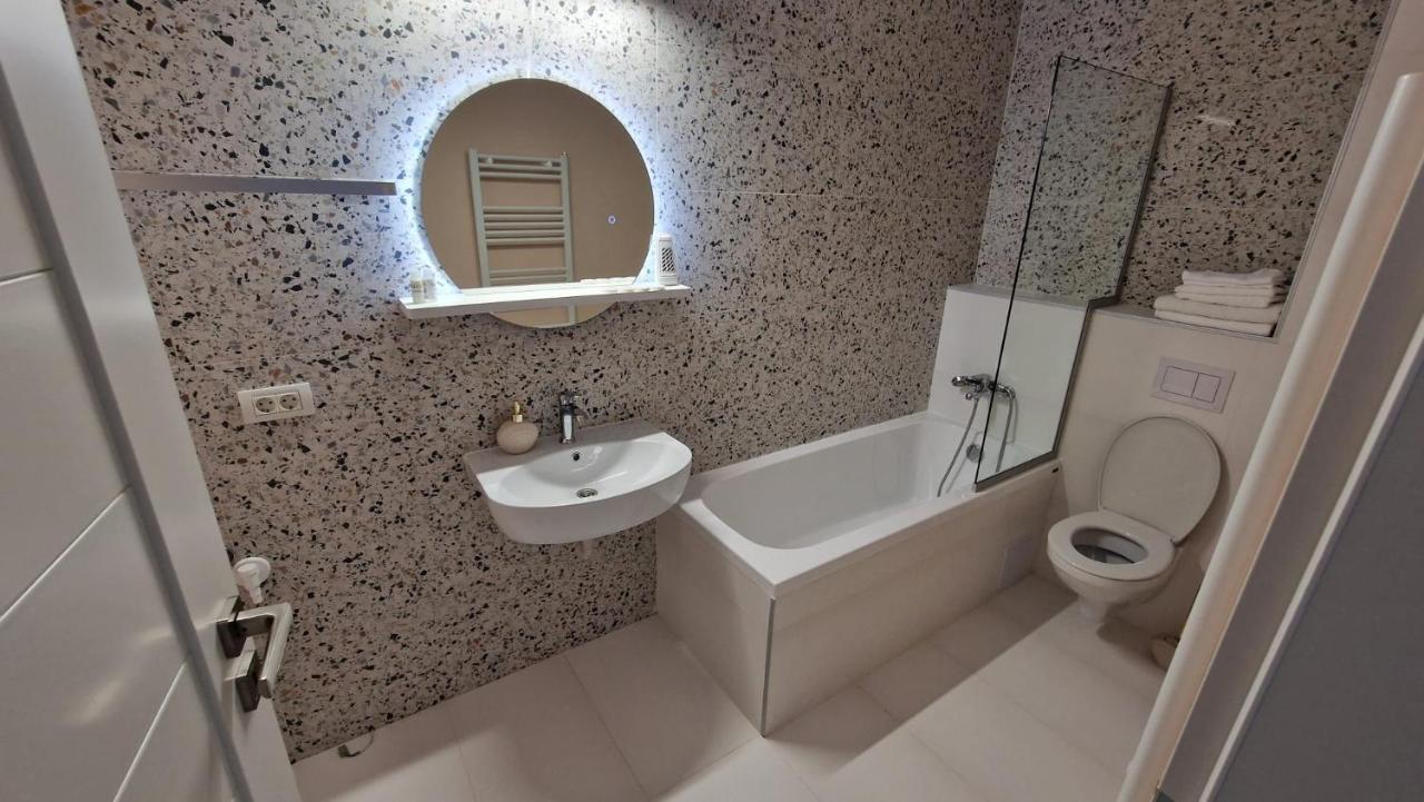 West Homes 34 Oradea Luaran gambar