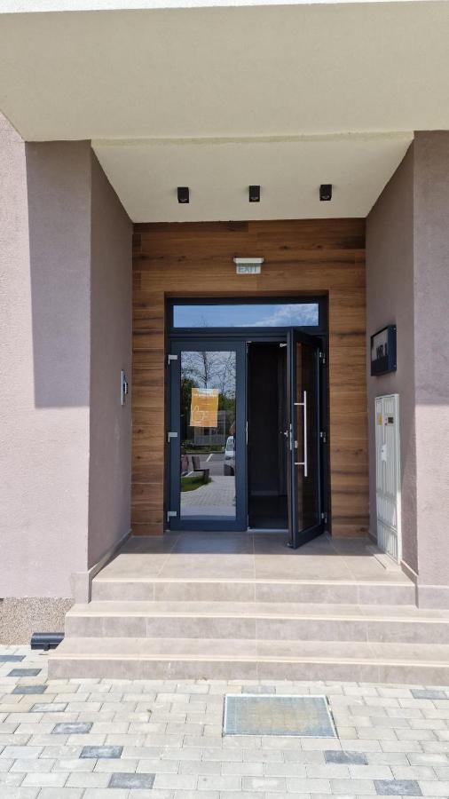 West Homes 34 Oradea Luaran gambar